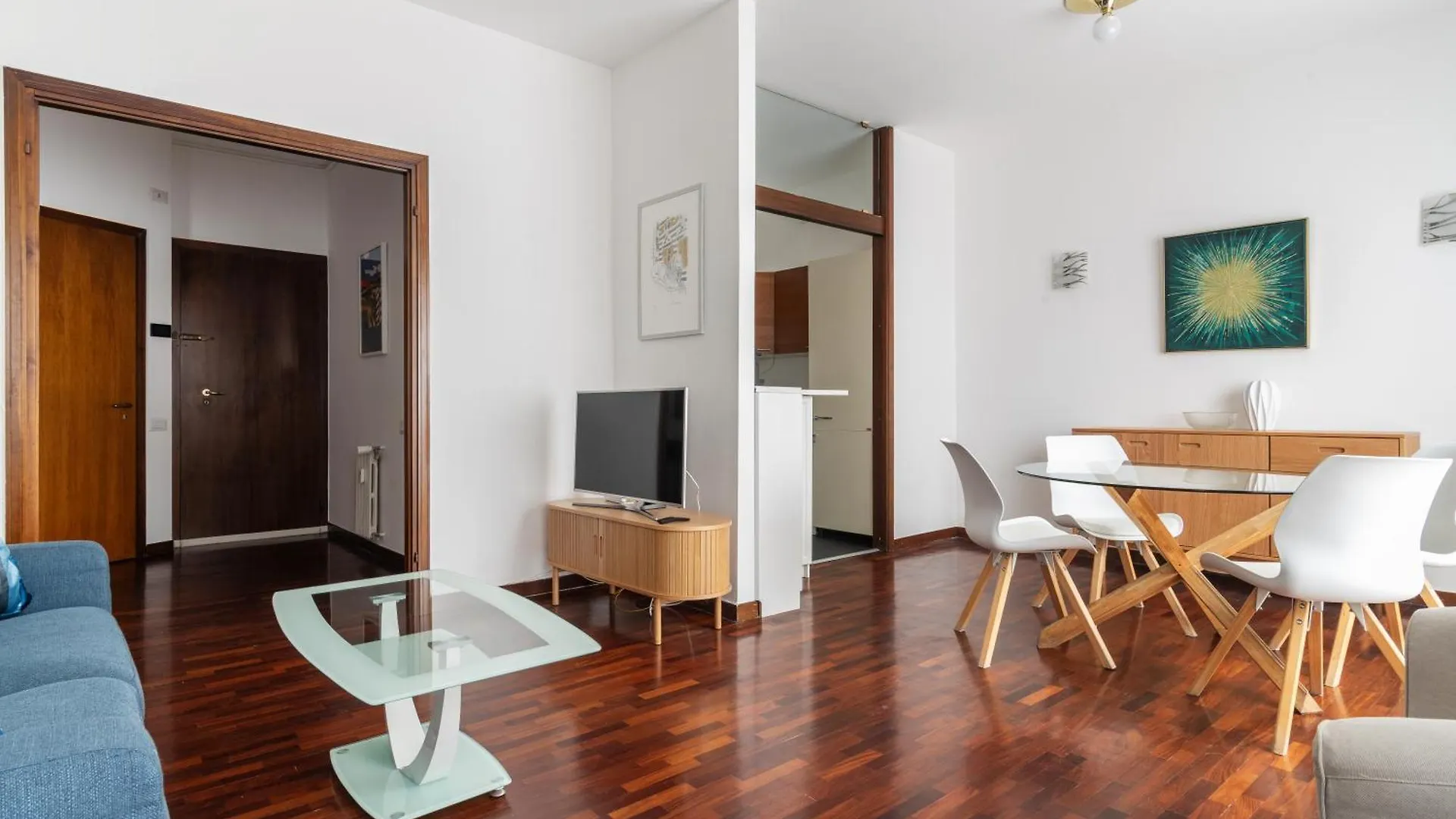 Wonderful Three-Room Apartment Just Few Minutes Away From Mm Tricolore Milan